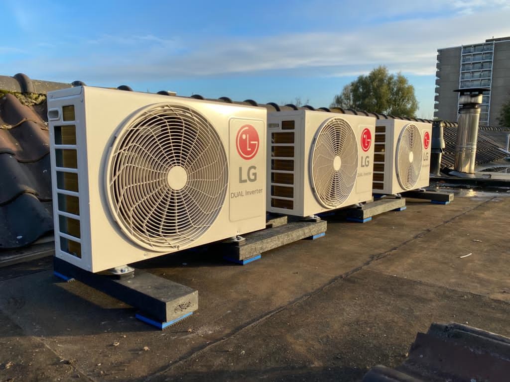 3x LG Buitenunits